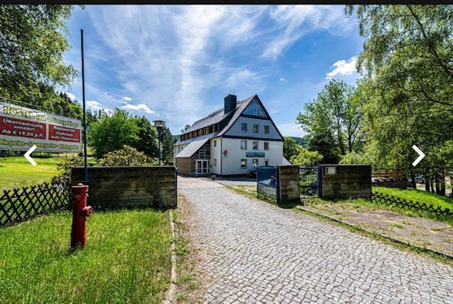 Hostel Im Osterzgebirge Altenberg Buitenkant foto